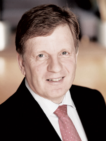 Esko AHO